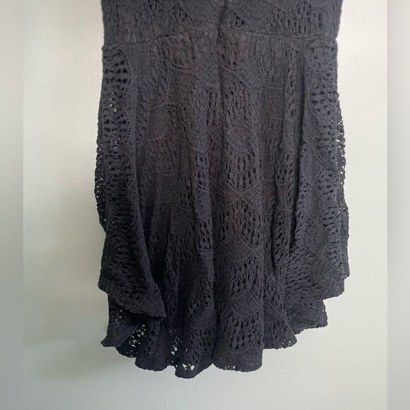 Kendall & Kylie Black Fit and Flare Keyhole Goth Lace Overlay Dress SZ M - Picture 8 of 10